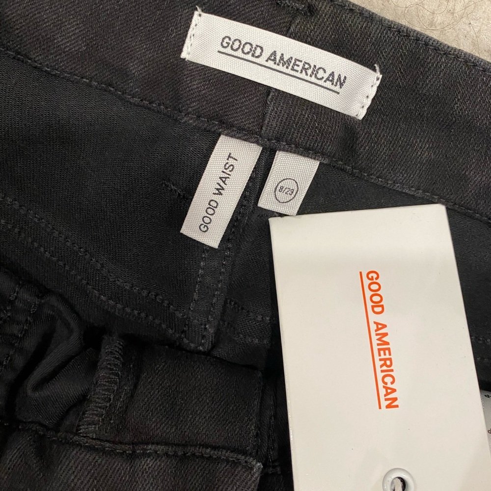 Good American Jeans - Picture 4 of 5